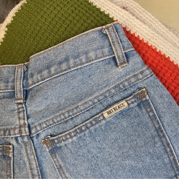 Vintage Bill Blass High Waisted Pleated Shorts - Picture 5 of 6